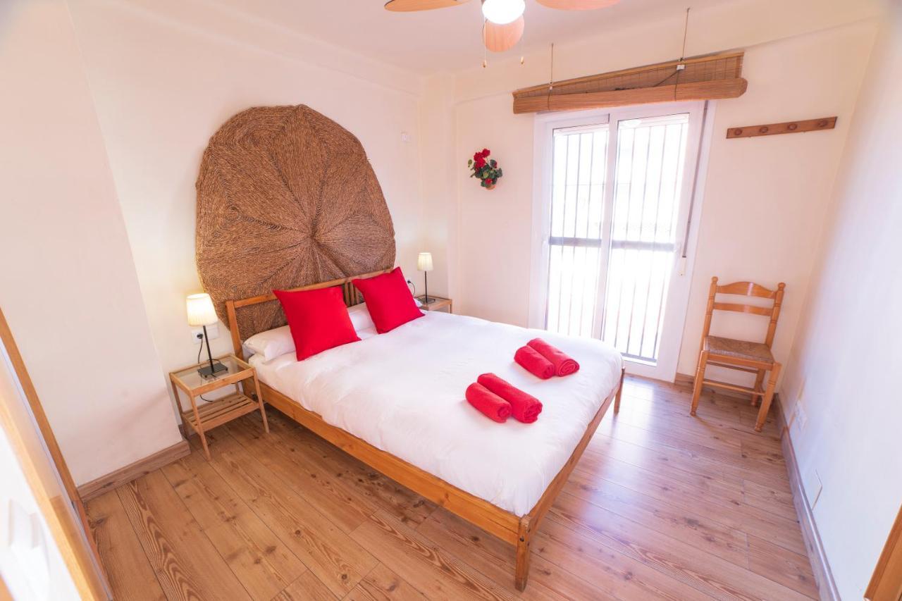 Center Next To The 2 Bedrooms Апартаменты